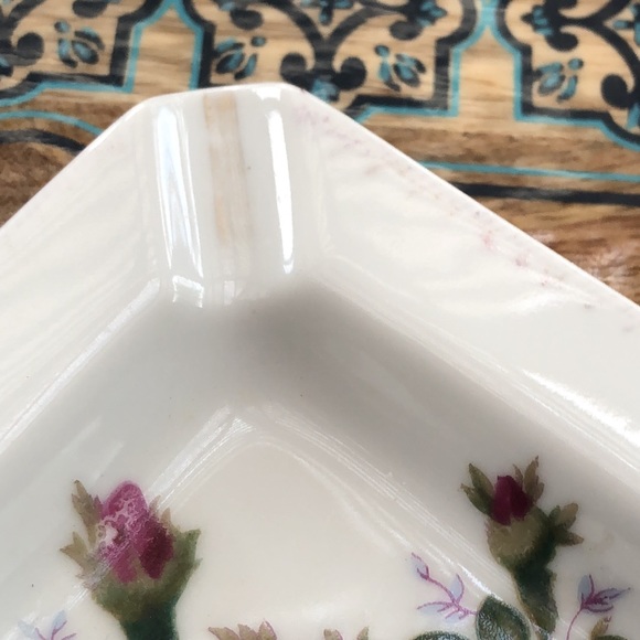 Vintage Floral Midcentury Ceramic Ashtray Handpainted Trinket Dish Cottagecore - Picture 4 of 6